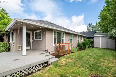 1076 Yew St, Junction City, OR 97448 - Photo 30