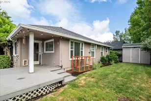 1076 Yew St, Junction City, OR 97448 - Photo 30