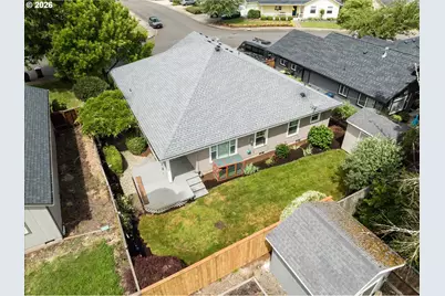 1076 Yew St, Junction City, OR 97448 - Photo 34