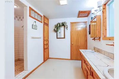76672 La Duke Rd, Westfir, OR 97492 - Photo 2