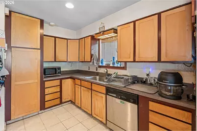 2419 NE 59th St, Vancouver, WA 98663 - Photo 4