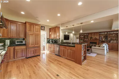 19121 NW 61st Ave, Ridgefield, WA 98642 - Photo 4