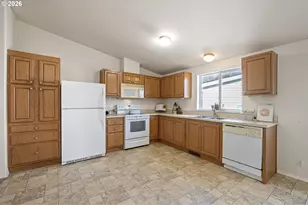 1699 N Terry St, Eugene, OR 97402 - Photo 14