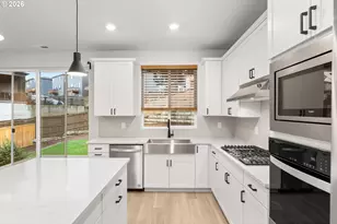 17335 NW Loomis Ln, Portland, OR 97229 - Photo 10