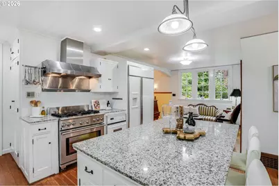 920 Fairway Rd, Lake Oswego, OR 97034 - Photo 8