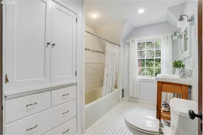 920 Fairway Rd, Lake Oswego, OR 97034 - Photo 24