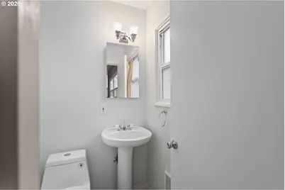 2811 N Arlington Pl, Portland, OR 97217 - Photo 20