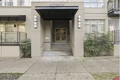 1930 NW Irving St #302, Portland, OR 97209 - Photo 2