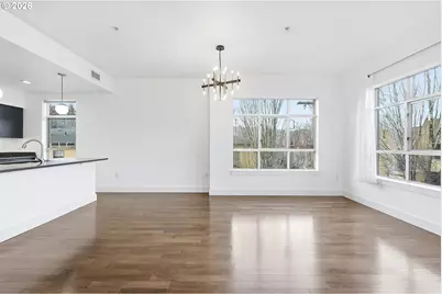 1930 NW Irving St #302, Portland, OR 97209 - Photo 6