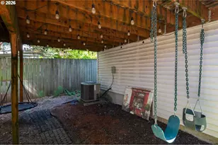 8211 SE 45th Ave, Portland, OR 97206 - Photo 38