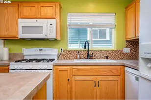 8211 SE 45th Ave, Portland, OR 97206 - Photo 8