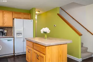 8211 SE 45th Ave, Portland, OR 97206 - Photo 4