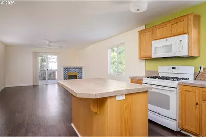 8211 SE 45th Ave, Portland, OR 97206 - Photo 12