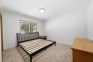 601 N 2nd St, Drain, OR 97435 - Photo 22