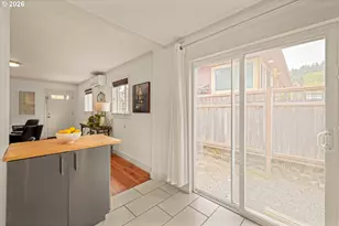 7625 SE Market St, Portland, OR 97215 - Photo 14