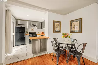7625 SE Market St, Portland, OR 97215 - Photo 10