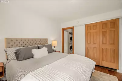7625 SE Market St, Portland, OR 97215 - Photo 18