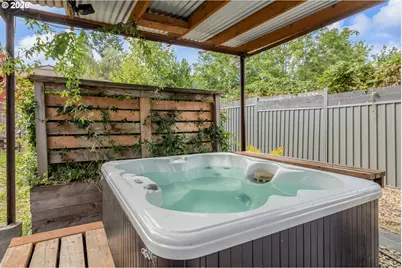 7625 SE Market St, Portland, OR 97215 - Photo 38