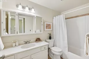 4526 SE Rhodesa St, Milwaukie, OR 97222 - Photo 16