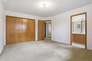 9925 SW Inez St, Portland, OR 97224 - Photo 18