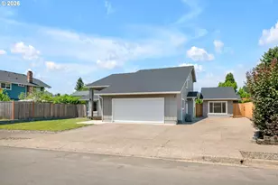 7118 C St, Springfield, OR 97478 - Photo 2