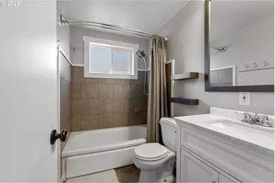 622 51st St, Springfield, OR 97478 - Photo 12