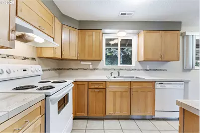 16883 SE Fragrance Ave, Milwaukie, OR 97267 - Photo 16
