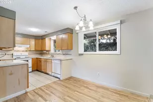 16883 SE Fragrance Ave, Milwaukie, OR 97267 - Photo 12