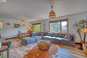 343 SE Wyers St, White Salmon, WA 98672 - Photo 4