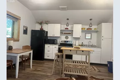 343 SE Wyers St, White Salmon, WA 98672 - Photo 28