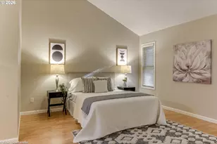 9814 SW Quail Post Rd, Portland, OR 97219 - Photo 22