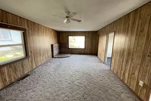 280 W Center St, Heppner, OR 97836 - Photo 4