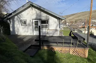 280 W Center St, Heppner, OR 97836 - Photo 18