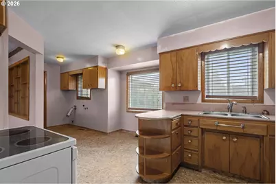 2450 Edgewood Ave NE, Salem, OR 97301 - Photo 14