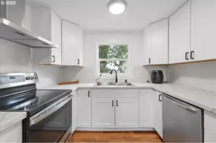 4711 Alder St, West Linn, OR 97068 - Photo 14