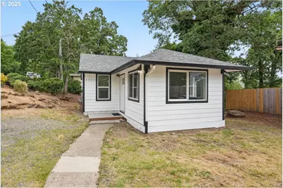 4711 Alder St, West Linn, OR 97068 - Photo 2