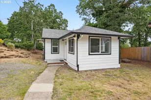 4711 Alder St, West Linn, OR 97068 - Photo 2