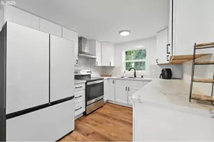 4711 Alder St, West Linn, OR 97068 - Photo 12