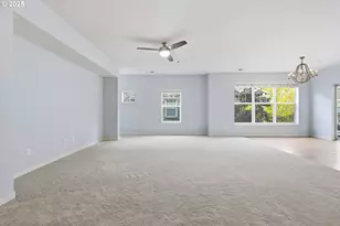 674 NE Newstead Ln, Hillsboro, OR 97006 - Photo 6