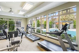 674 NE Newstead Ln, Hillsboro, OR 97006 - Photo 34