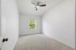 674 NE Newstead Ln, Hillsboro, OR 97006 - Photo 26