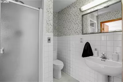 19531 Central Point Rd, Oregon City, OR 97045 - Photo 22