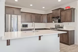 5292 Squirrel St, Springfield, OR 97478 - Photo 8