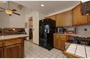 16165 SW Copper Creek Dr, Portland, OR 97224 - Photo 18