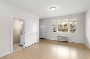 10843 E Burnside St, Portland, OR 97216 - Photo 10
