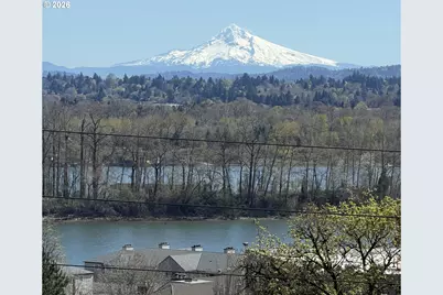 5028 SW View Point Ter, Portland, OR 97239 - Photo 6