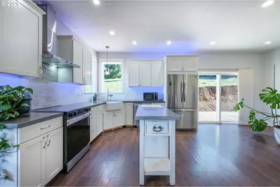 85059 Territorial Hwy, Eugene, OR 97402 - Photo 10