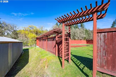 85059 Territorial Hwy, Eugene, OR 97402 - Photo 40