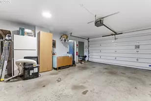 7537 SE 116th Ave, Portland, OR 97266 - Photo 40