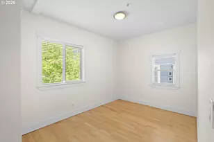 2165 NW Everett St, Portland, OR 97210 - Photo 24